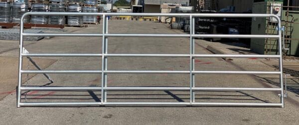 BULLMASTER 12' HD GATE GALV 6 BAR